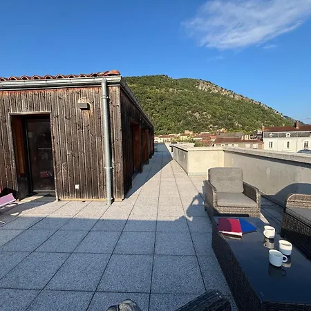 Superbe Terrasse 360 * Foix