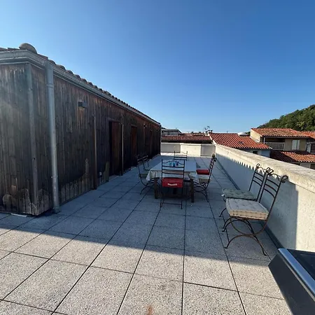 Superbe Terrasse 360 Foix